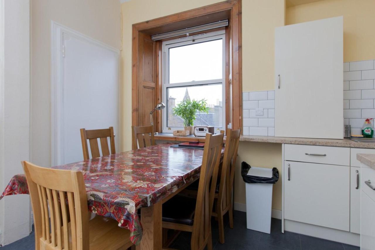 Elegant Traditional Edinburgh City Centre Flat Exterior photo